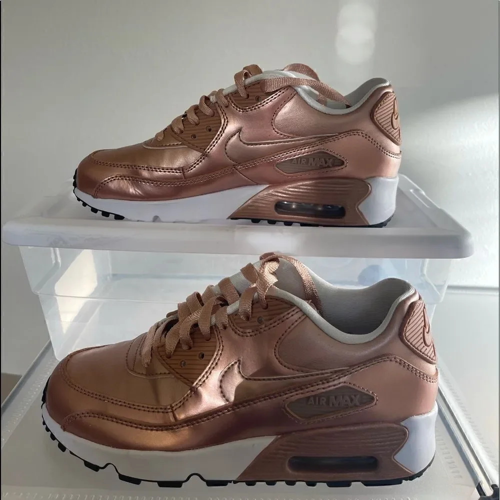 Nike Sneakers